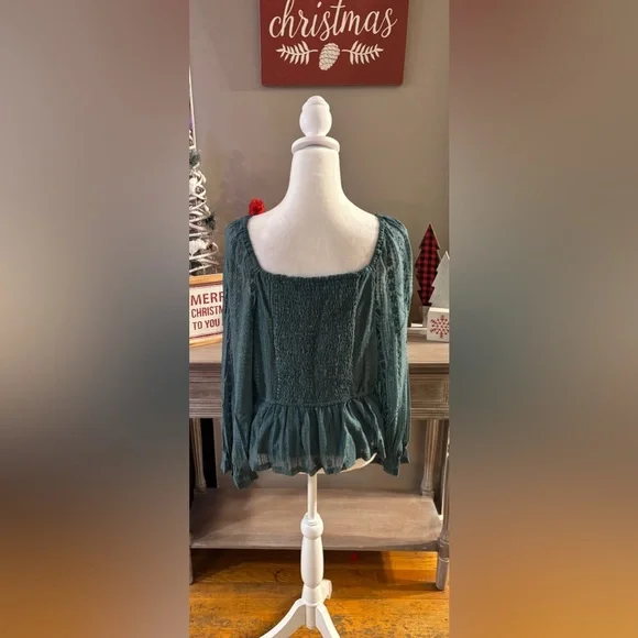 NWT LC Lauren Conrad Puff Sleeve Lace Peplum Blouse - Picture 6 of 9